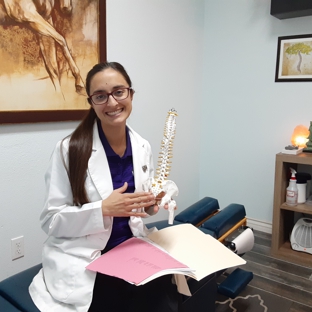 Fontana Chiropractic and Acupuncture - Rancho Cucamonga, CA. Chiropractor Dr. Marissa Palmer DC