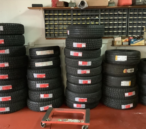 Hindsale Discount Tires - Hinsdale, IL