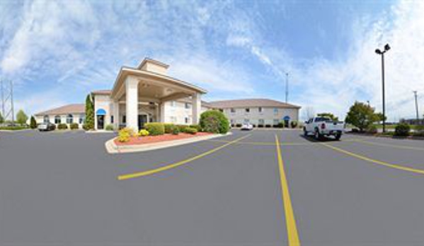 Quality Inn & Suites Woodstock near Lake Geneva - Woodstock, IL