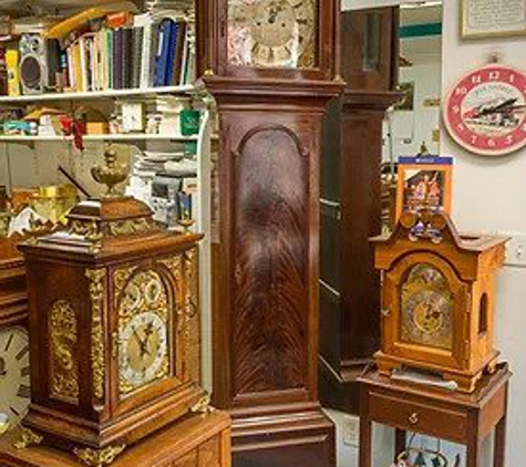 Blackstone Manor Clock Repair - Hopkins, MN