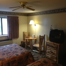 Super 8 by Wyndham Mackinaw City/Beachfront Area - Motels