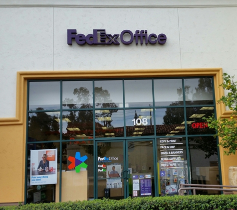 FedEx Office Print & Ship Center - Westlake Village, CA