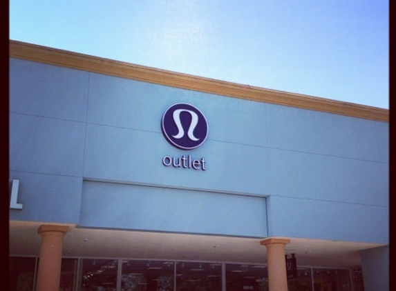 Lululemon - Gilroy, CA