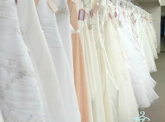 Elegant Occasions Gowns - Lincoln, NE