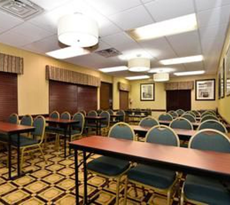 Best Western Plus Galleria Inn & Suites - Memphis, TN