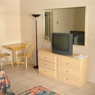 Knights Inn Hallandale - Hallandale Beach, FL