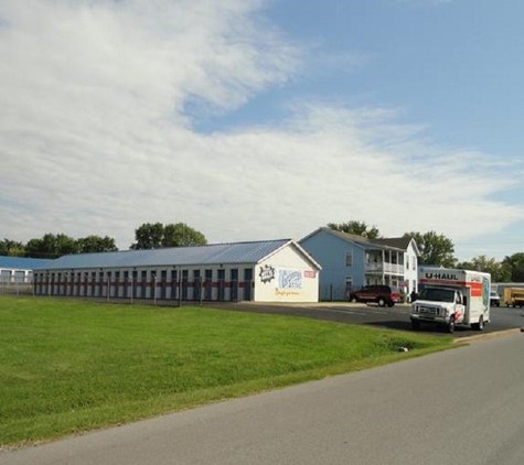 Granny's Attic Self Storage - Clarksville, TN