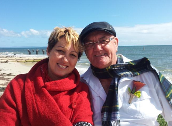 Kent Removals & Storage - Clayton, VIC. Two very Happy Customers