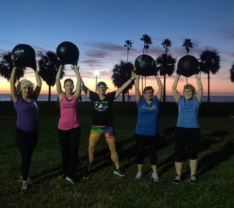 Fitness St. Pete - St Petersburg, FL. Personal Trainers near downtown St. Petersburg Fl. Best Personal training for over 50 fitness, progressive workouts, injury rehabilitation,