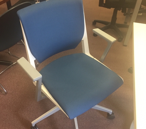 Berry's Office Furniture Inc - Fort Worth, TX. Steelcase chair