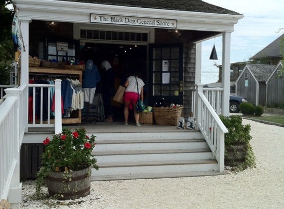 Black Dog General Store - Vineyard Haven, MA