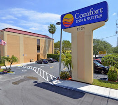 Comfort Inn & Suites Lantana - West Palm Beach South - Lantana, FL