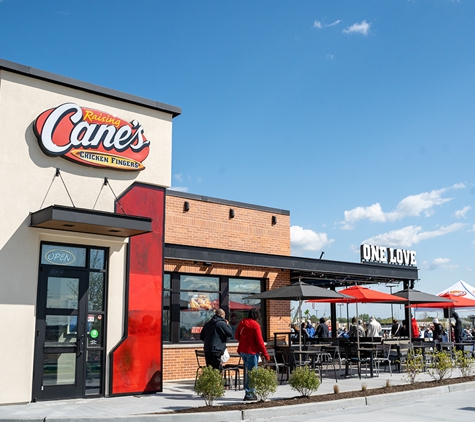 Raising Cane's Chicken Fingers - Blue Springs, MO
