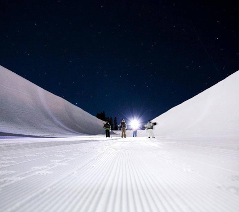 Incline Ski Shop Snowmass - Snowmass Village, CO