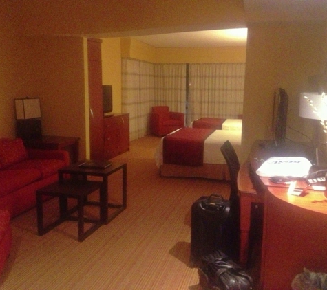 Courtyard by Marriott - Newport News, VA