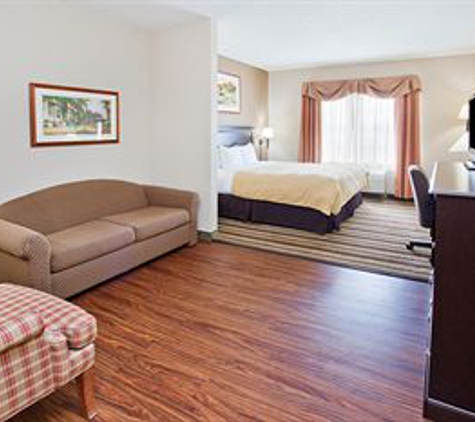 Country Inns & Suites - Hagerstown, MD