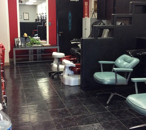 Hot Rodz Nail & Hair Salon - Bakersfield, CA