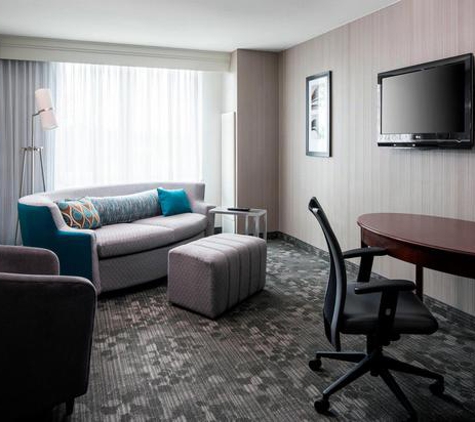 Courtyard by Marriott - Federal Way, WA