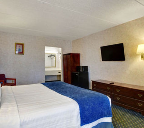 Econo Lodge - Morgantown, WV