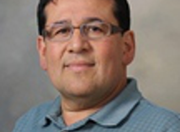 Dr. Albert Salazar, MD - Saint Paul, MN