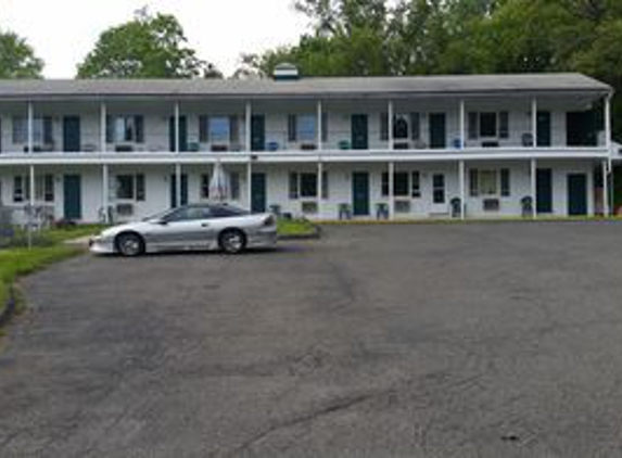 Green Valley Motel - Williamstown, MA