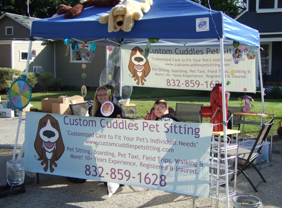 Custom Cuddles Pet Sitting - Spring, TX