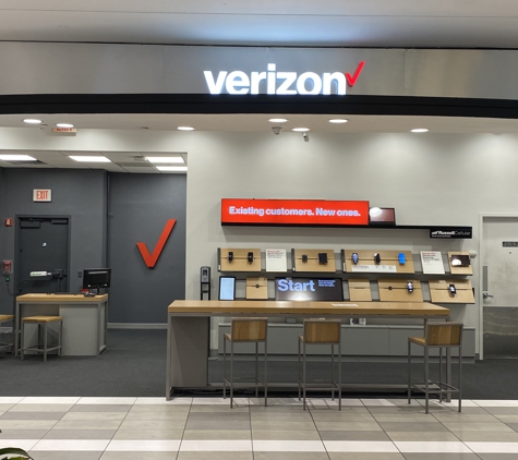 Verizon - Bay Shore, NY