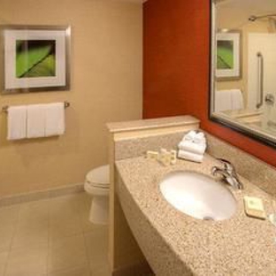 Courtyard by Marriott - Lincoln, RI