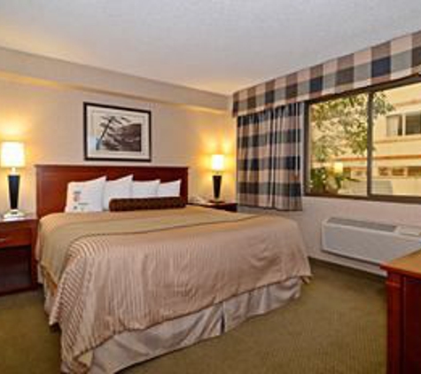 Four Points by Sheraton Bellingham Hotel & Conference Center - Bellingham, WA