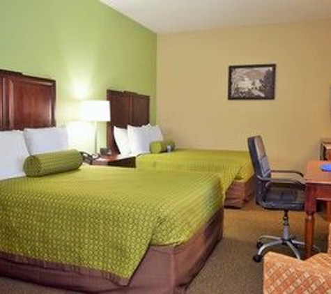 Baymont Inn & Suites - Pierre, SD