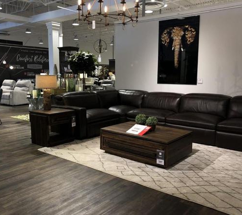 Value City Furniture - Schaumburg, IL