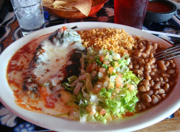 El Patron Mexican Food - Vacaville, CA. Time to grub! No Leftovers!!!!!!