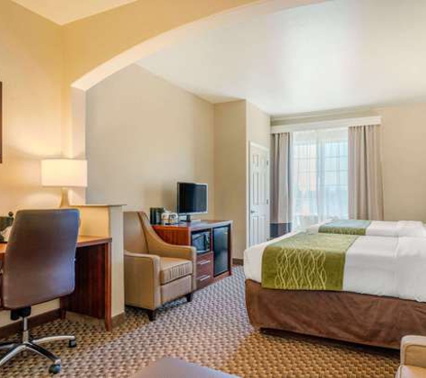Comfort Inn & Suites Galt - Lodi North - Galt, CA