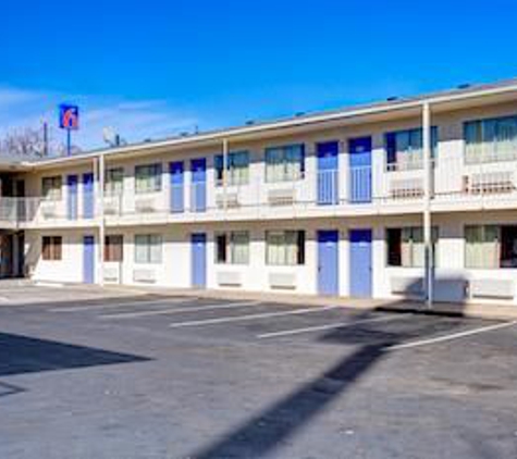 Motel 6 - Murfreesboro, TN