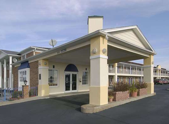 Days Inn - Liberty, MO