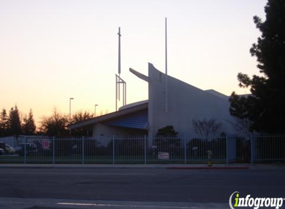 United Japanese Christian Church - Clovis, CA