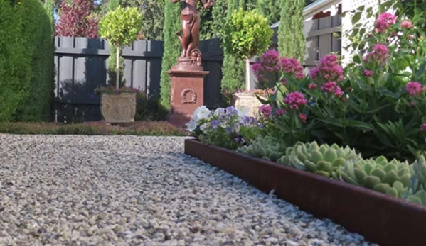 Ian Kelly Landscape Contractor - Kennington, VIC