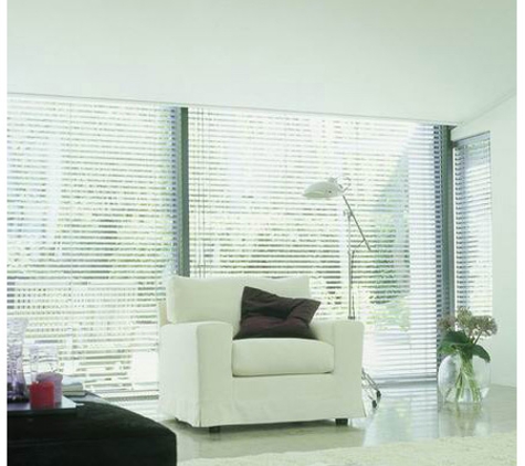 Winflo Curtains