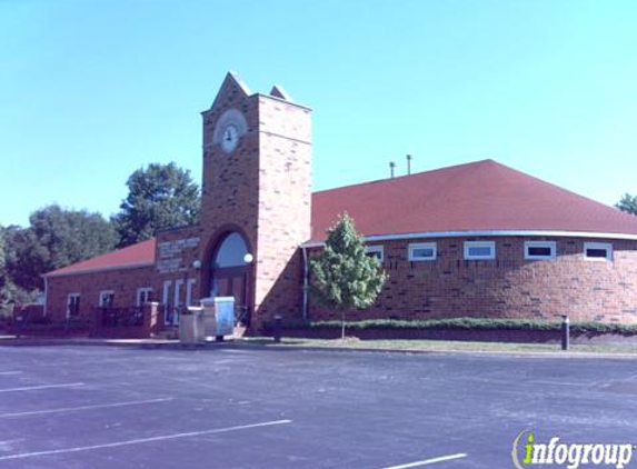 Fenton City Hall - Fenton, MO