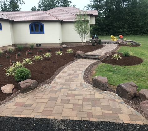 Robinson's Landscaping LLC - Tolland, CT