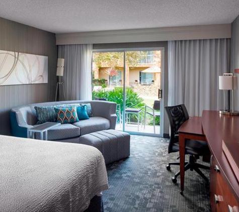 Courtyard by Marriott - Foster City, CA