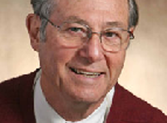 Dr. Victor Panitch, MD - Holyoke, MA