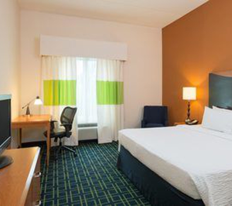 Fairfield Inn & Suites - Lock Haven, PA