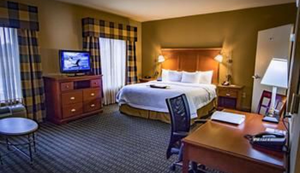 Hampton Inn & Suites Jackson - Jackson, TN