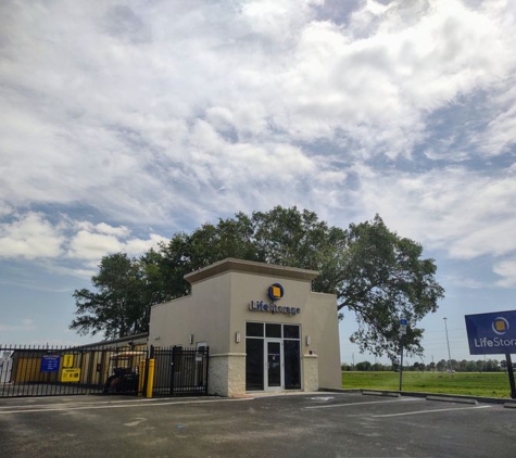 Life Storage - Sarasota - Sarasota, FL