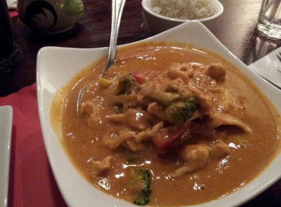 Yum Yum Thai Inc - Naperville, IL