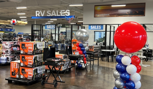 Camping World RV Sales - Kissimmee, FL