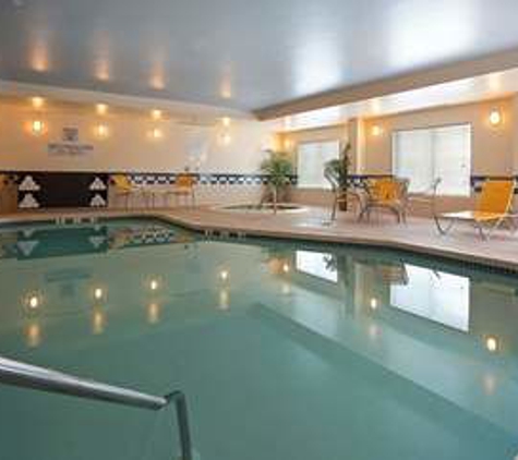 Fairfield Inn & Suites - Edison, NJ