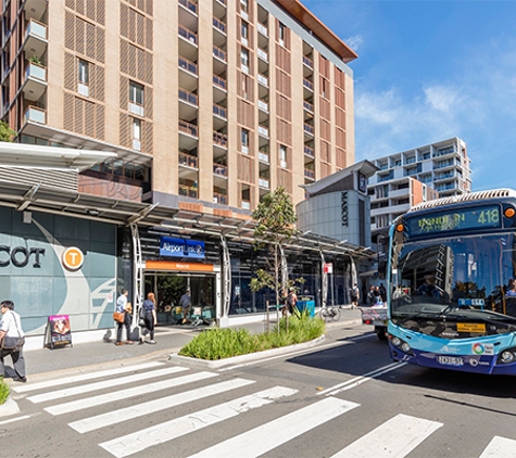 Meriton Suites