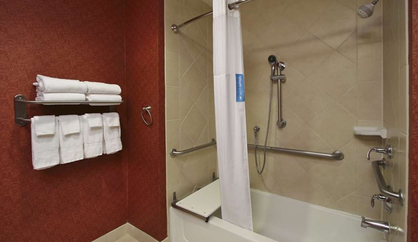 Hampton Inn & Suites Conroe - I-45 North - Conroe, TX